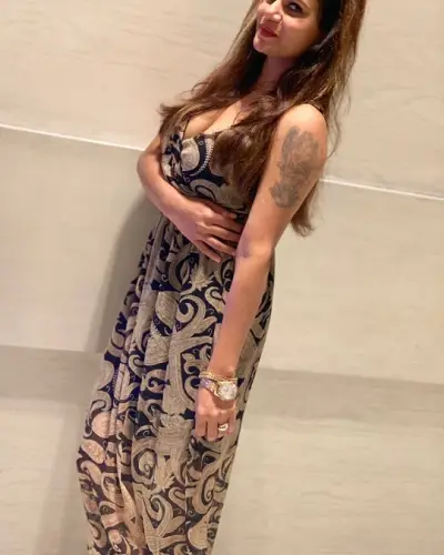 Hole Narsipur Escort